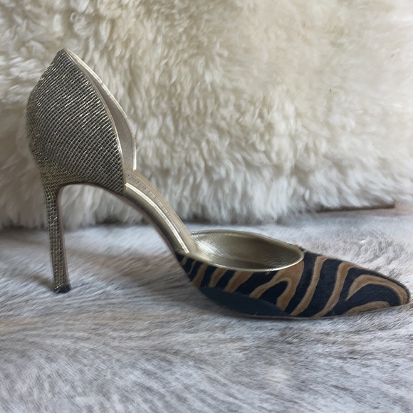 Manolo Blahnik Shoes - Picture 6 of 8